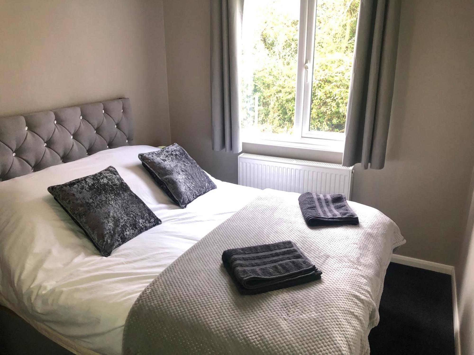 Spacious With Hot Tub Upton (Lincolnshire)